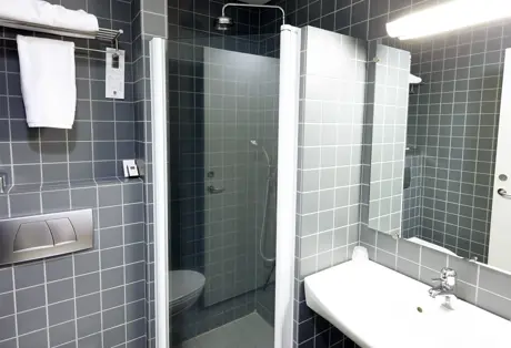 Single Room Bathroom at Hotel Reykjavík Centrum 