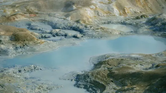 Volcanic fields at the Námaskarð Pass near Lake Mývatn.